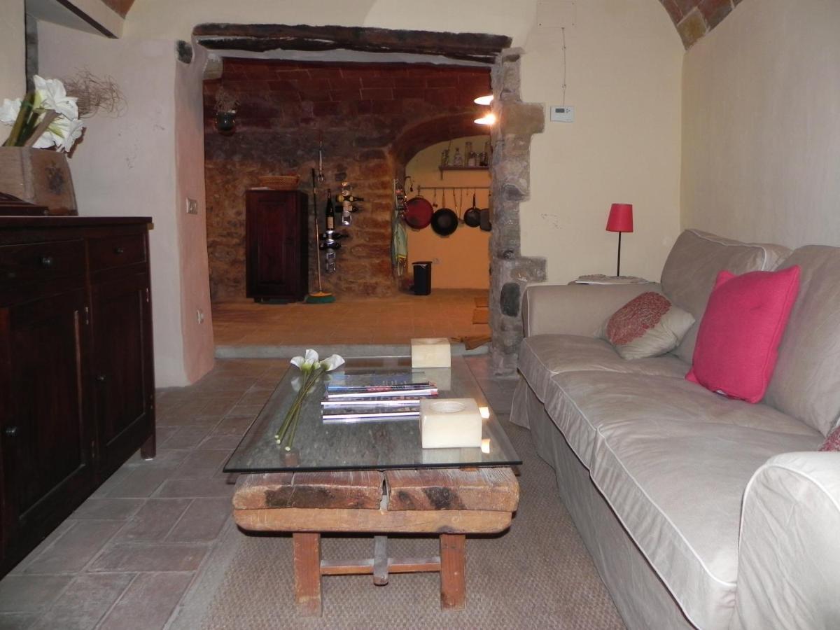 Cruïlles Baix Emporda. Increible Casa En Pueblo Medieval מראה חיצוני תמונה