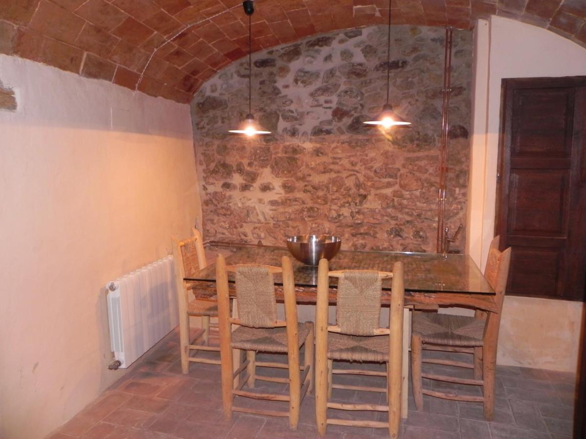 Cruïlles Baix Emporda. Increible Casa En Pueblo Medieval מראה חיצוני תמונה